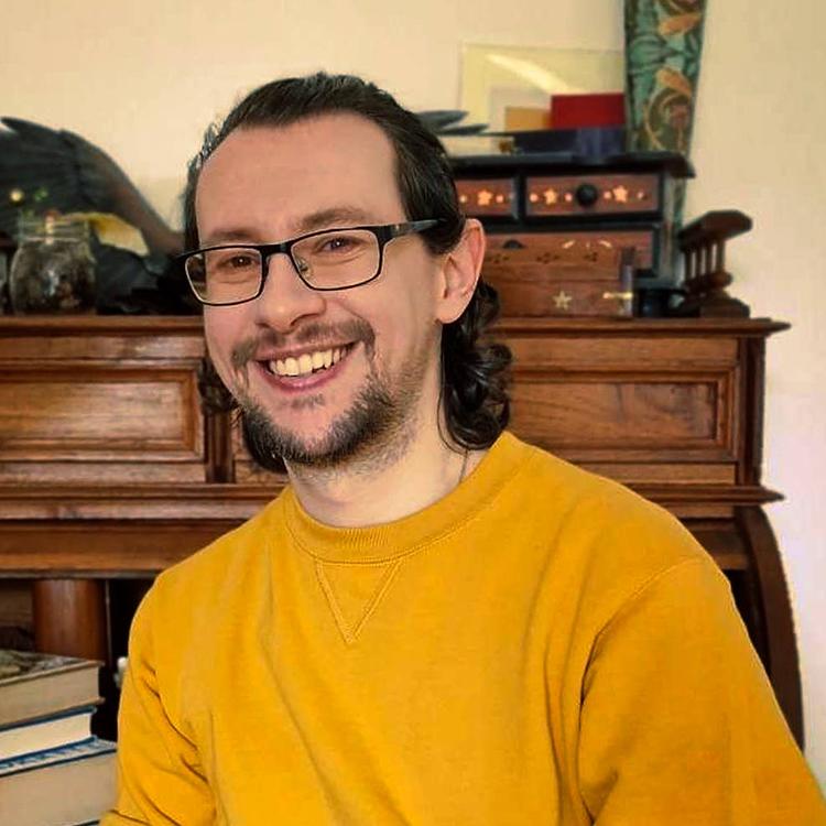 Gigi Cavenago