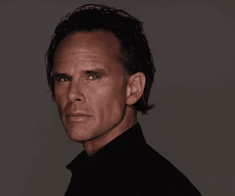Walton Goggins
